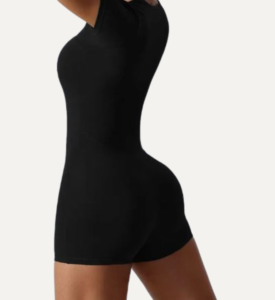 Short-sleeve romper in black, side
